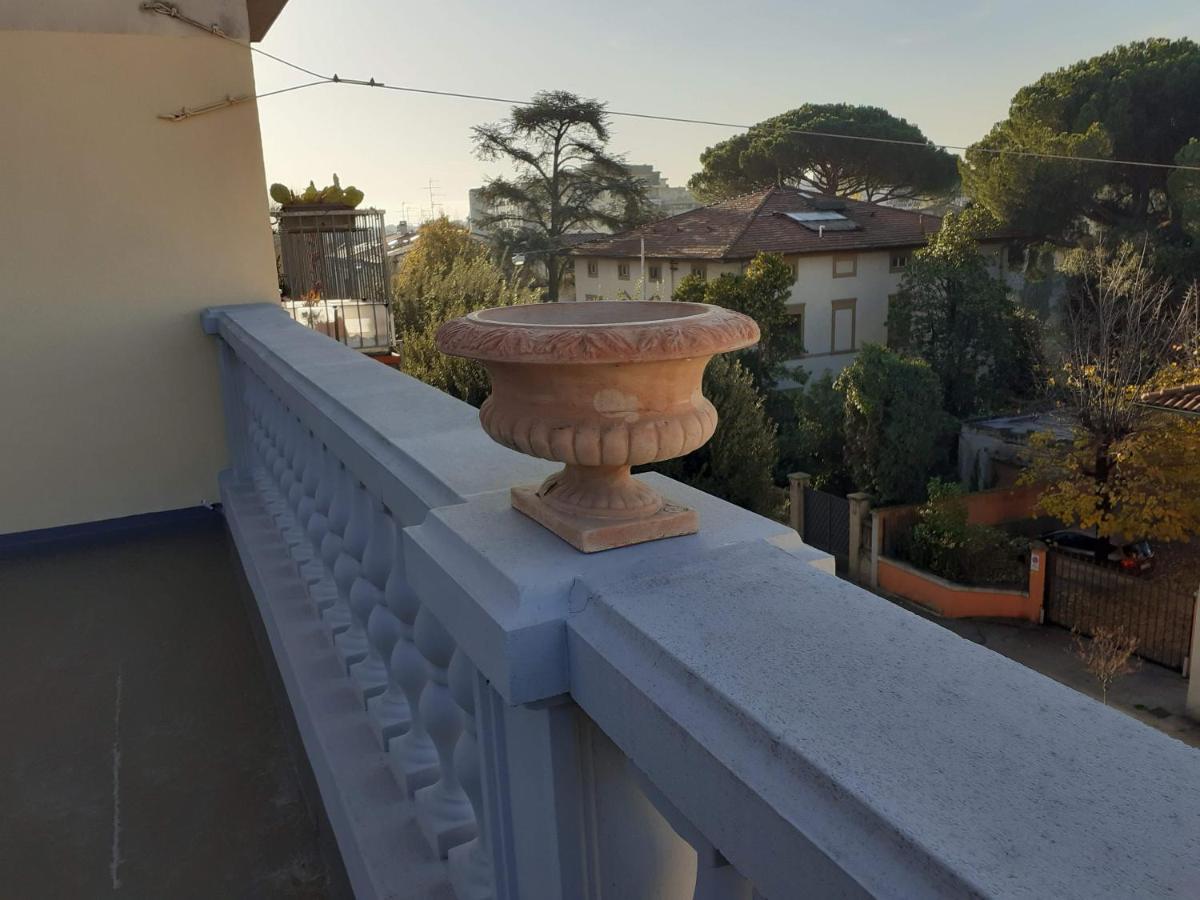 Bercos Deluxe Apartamento Prato  Exterior foto