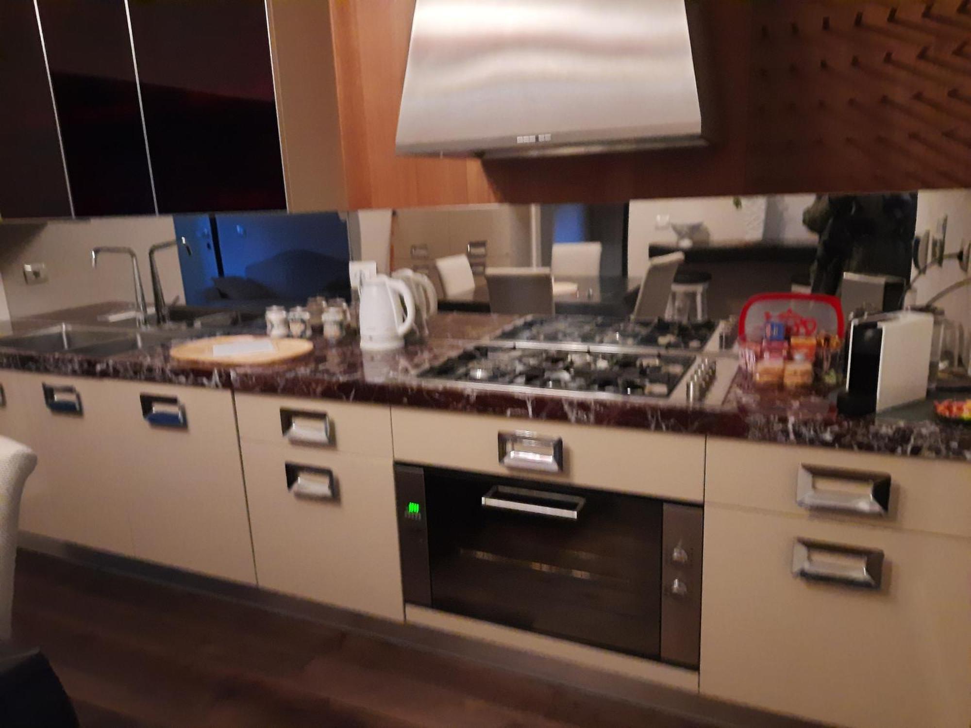 Bercos Deluxe Apartamento Prato  Exterior foto